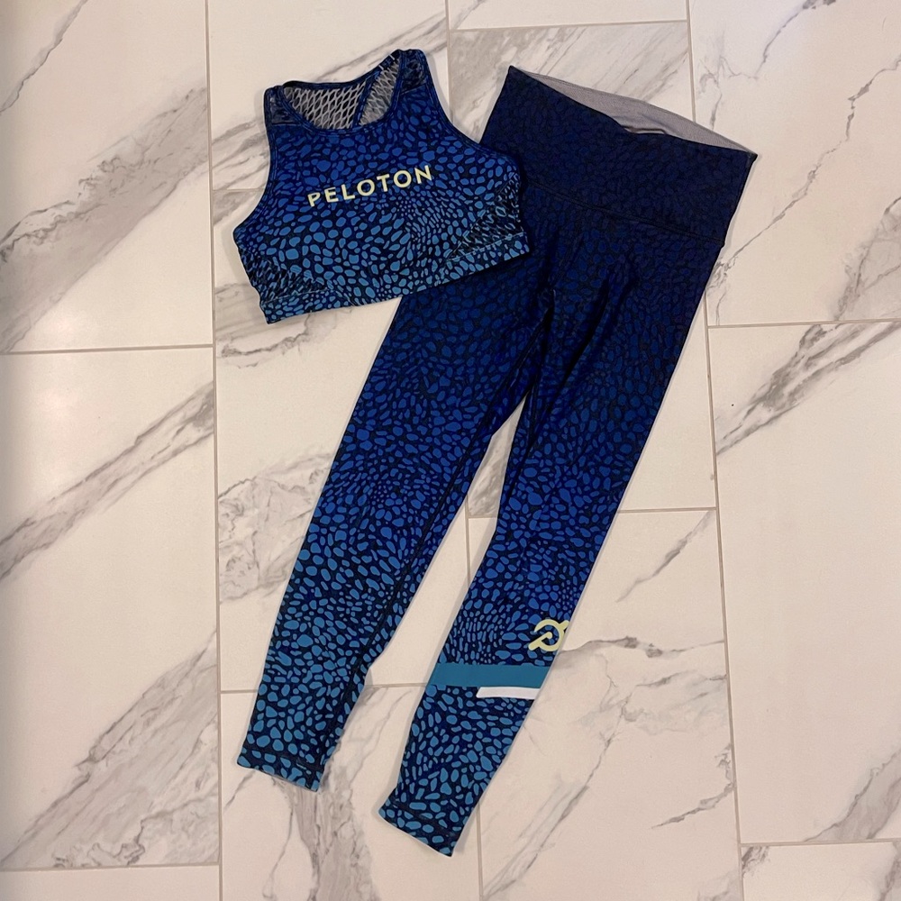 Peloton With Bra and Leggings